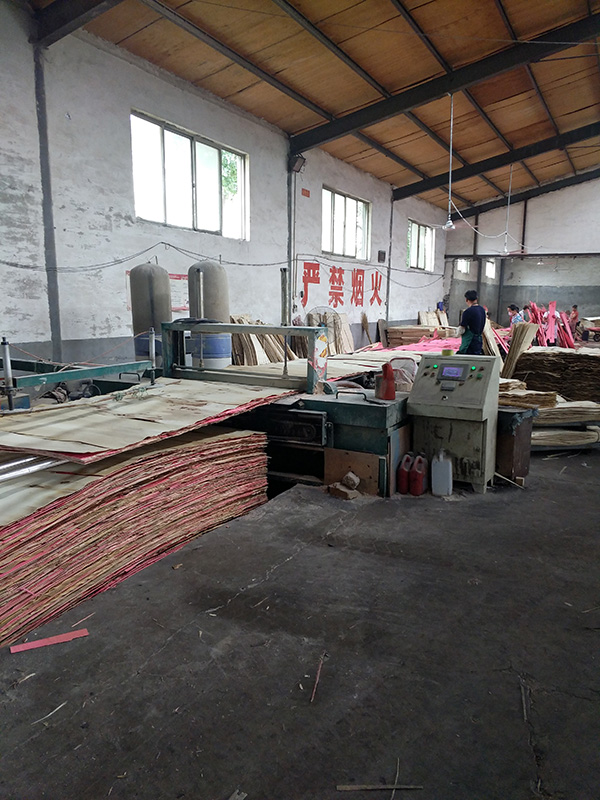 從三個方面保證建筑模板質量